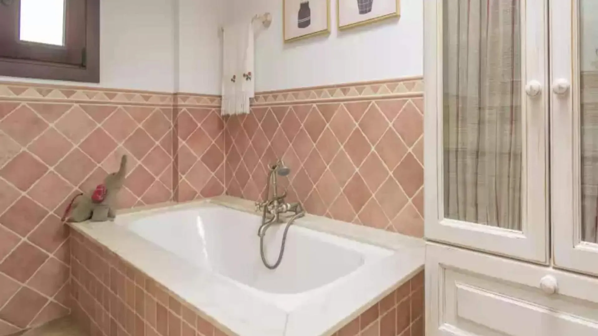 Chalet Amazing House In Vilafranca De Bonany Spain